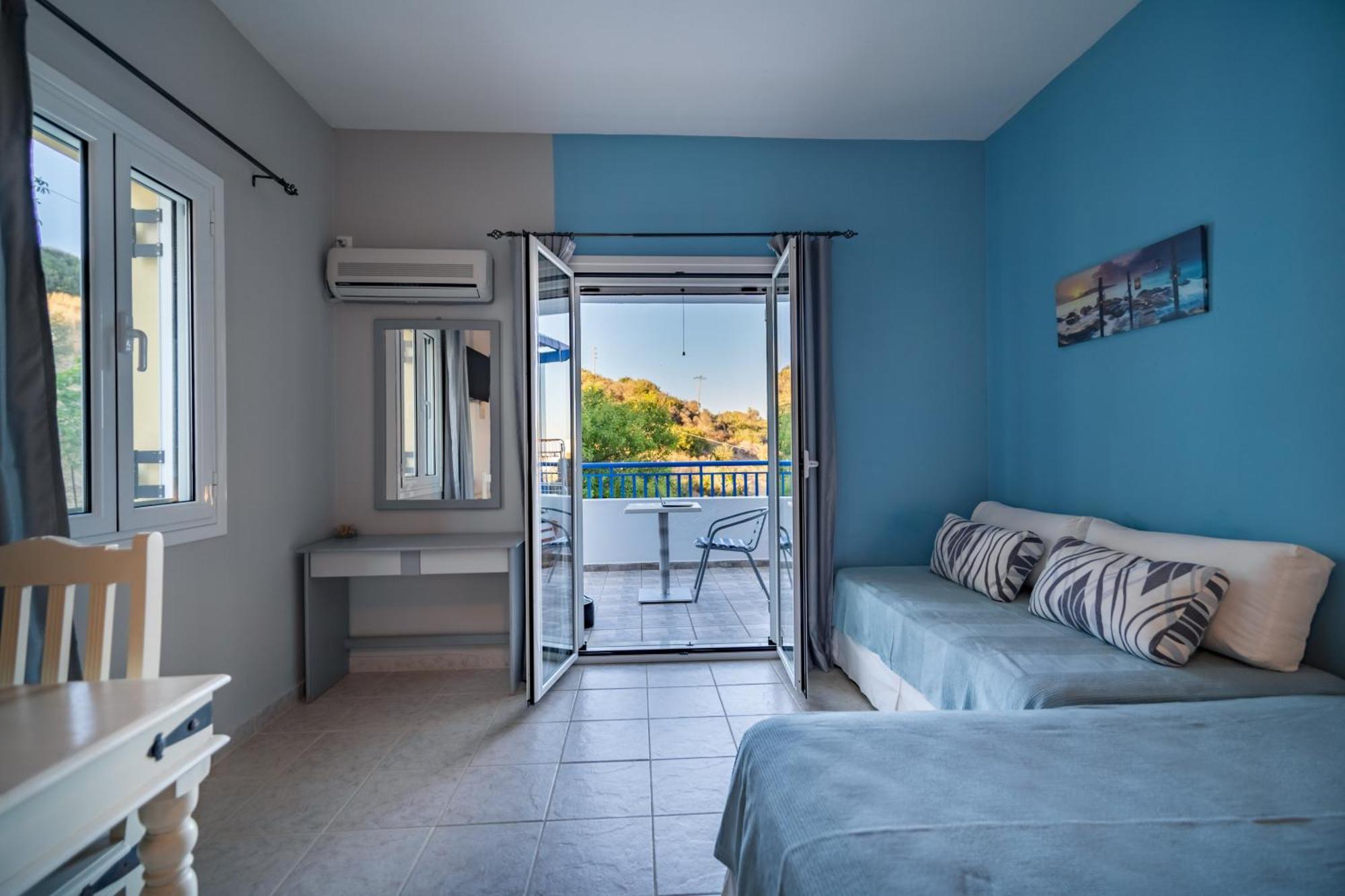 Philyra Appartments Agia Pelagia  Oda fotoğraf